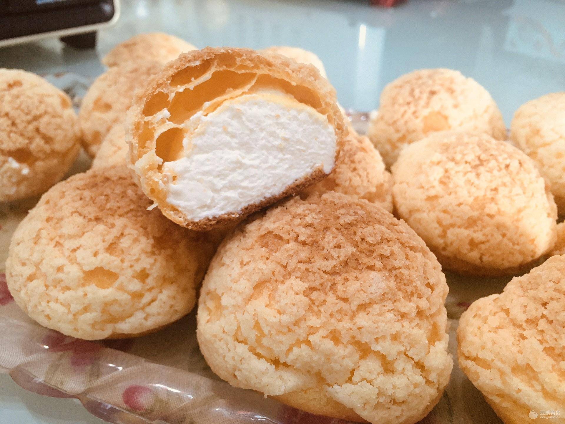 零失败酥皮奶油泡芙_状态_面糊_烤箱