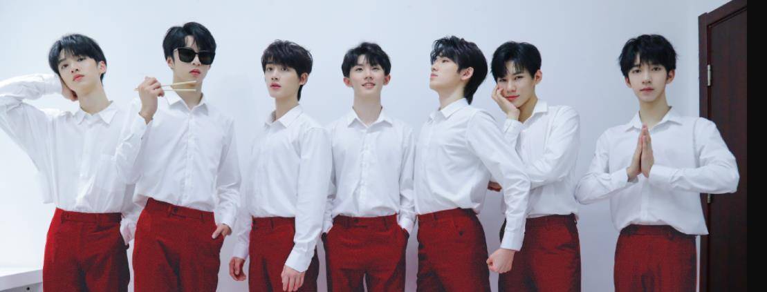 5r家里碗盆录音23s还有碗盆打闹的声音等等,这些私生饭甚至还说出了"