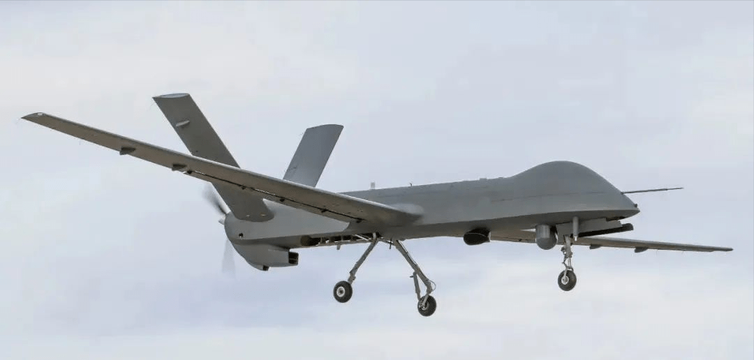 中国装备志——彩虹-4型察打一体无人机_制导炸弹_任务_距离