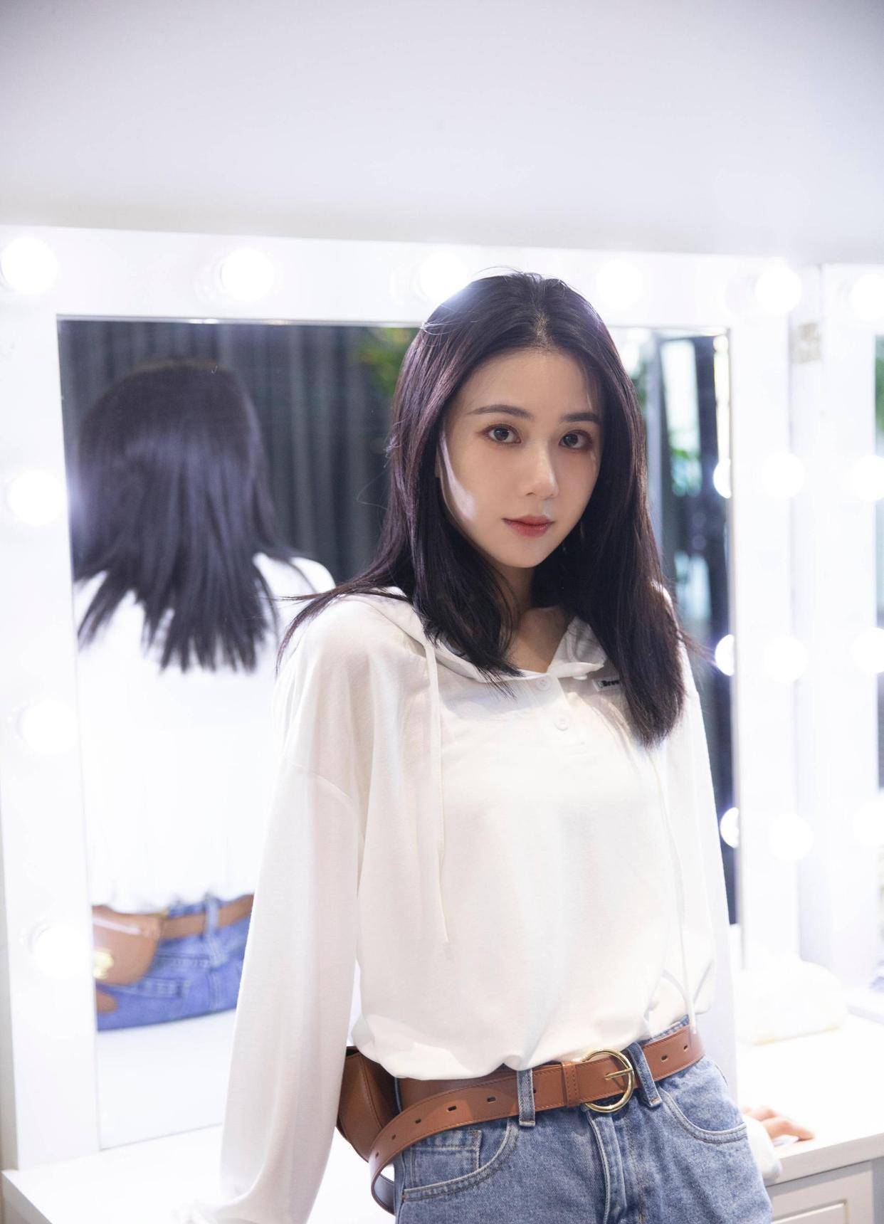 又美又有气质的关芯