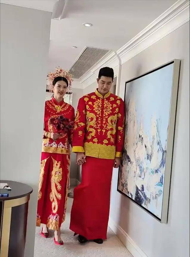 93米,嫁2.11米男篮富二代,才27岁就传出退役_排球_父亲_张晨