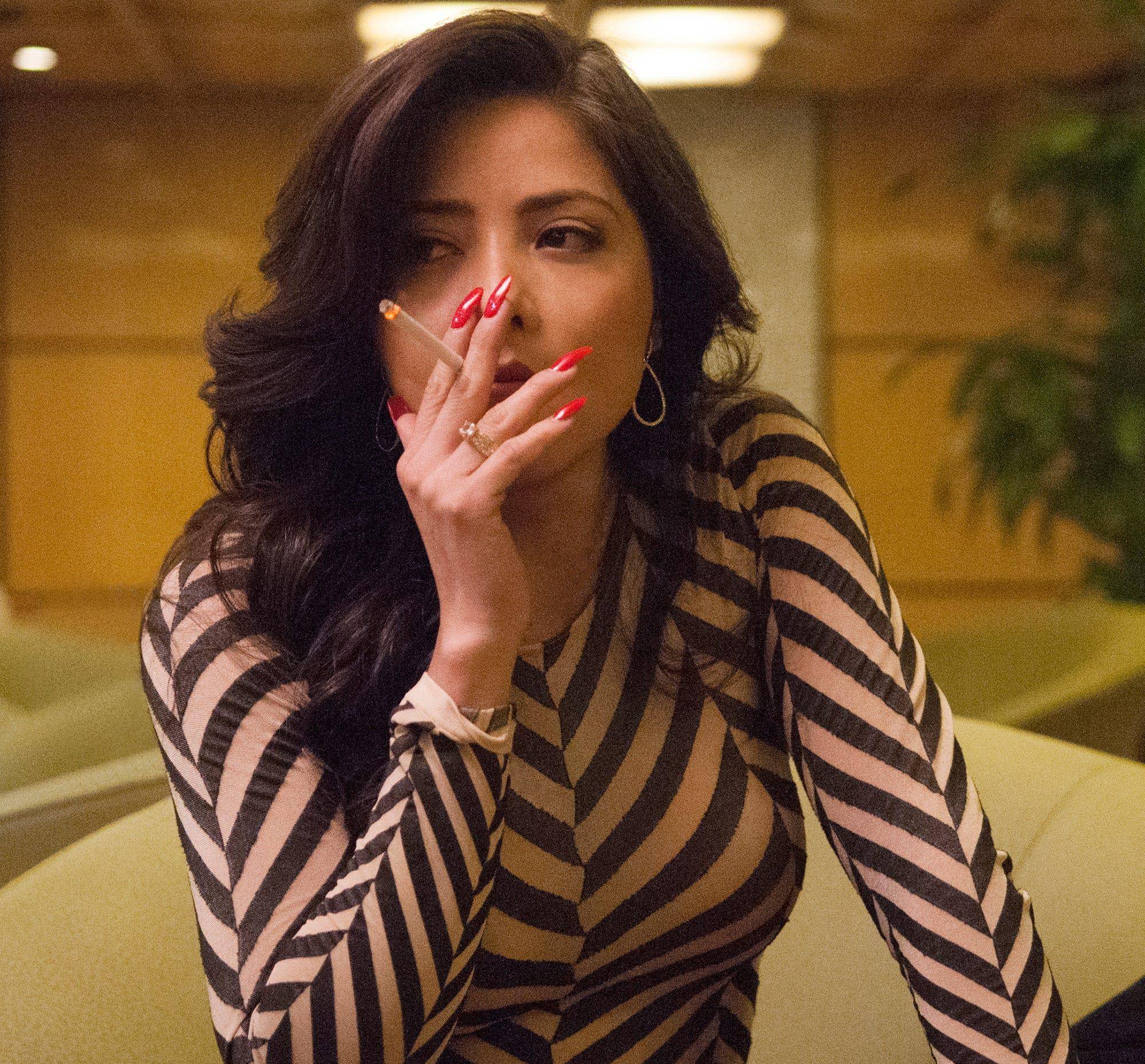 墨西哥美艳女毒枭,垄断美国市场,连狱警都活像是她的仆从_桑德拉_贩毒