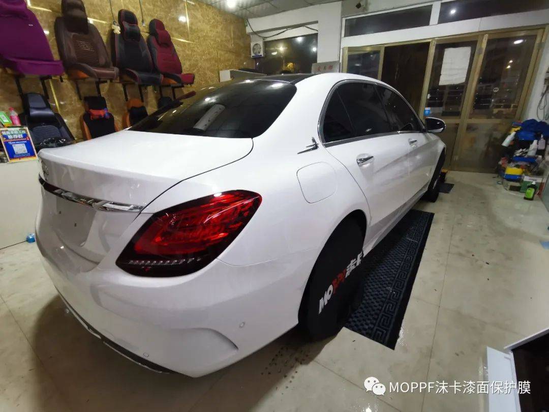 奔驰c260沫卡隐形车衣,提升漆面亮度_搜狐汽车_搜狐网