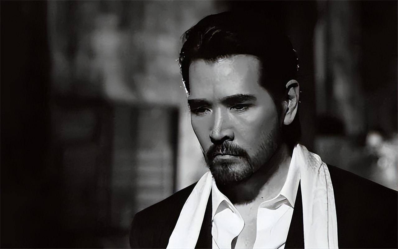 费翔:因参加春晚被台湾演艺圈被封杀14年,自称一辈子不会结婚