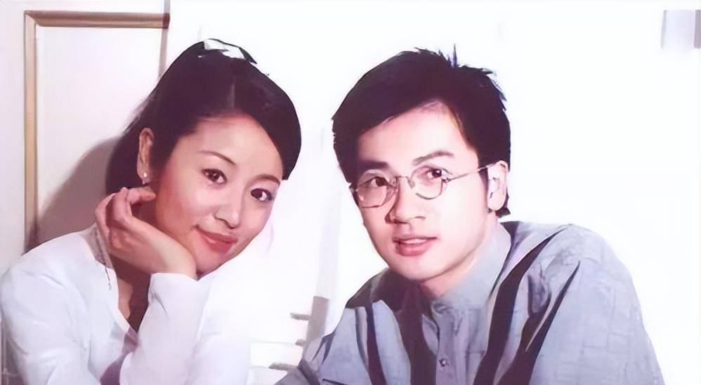 《情深深雨蒙蒙》解析:杜飞追不上如萍的原因,他真的很不靠谱_新郎