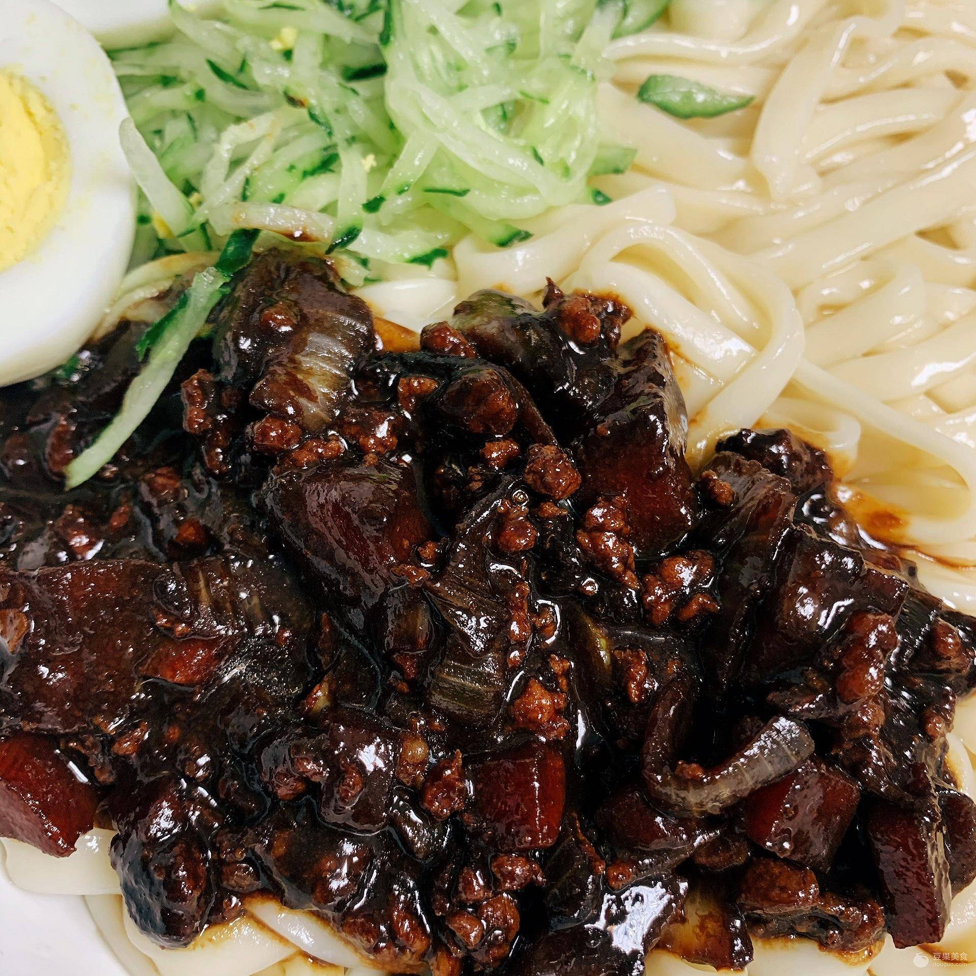 韩式炸酱面的做法_美味_大葱_土豆