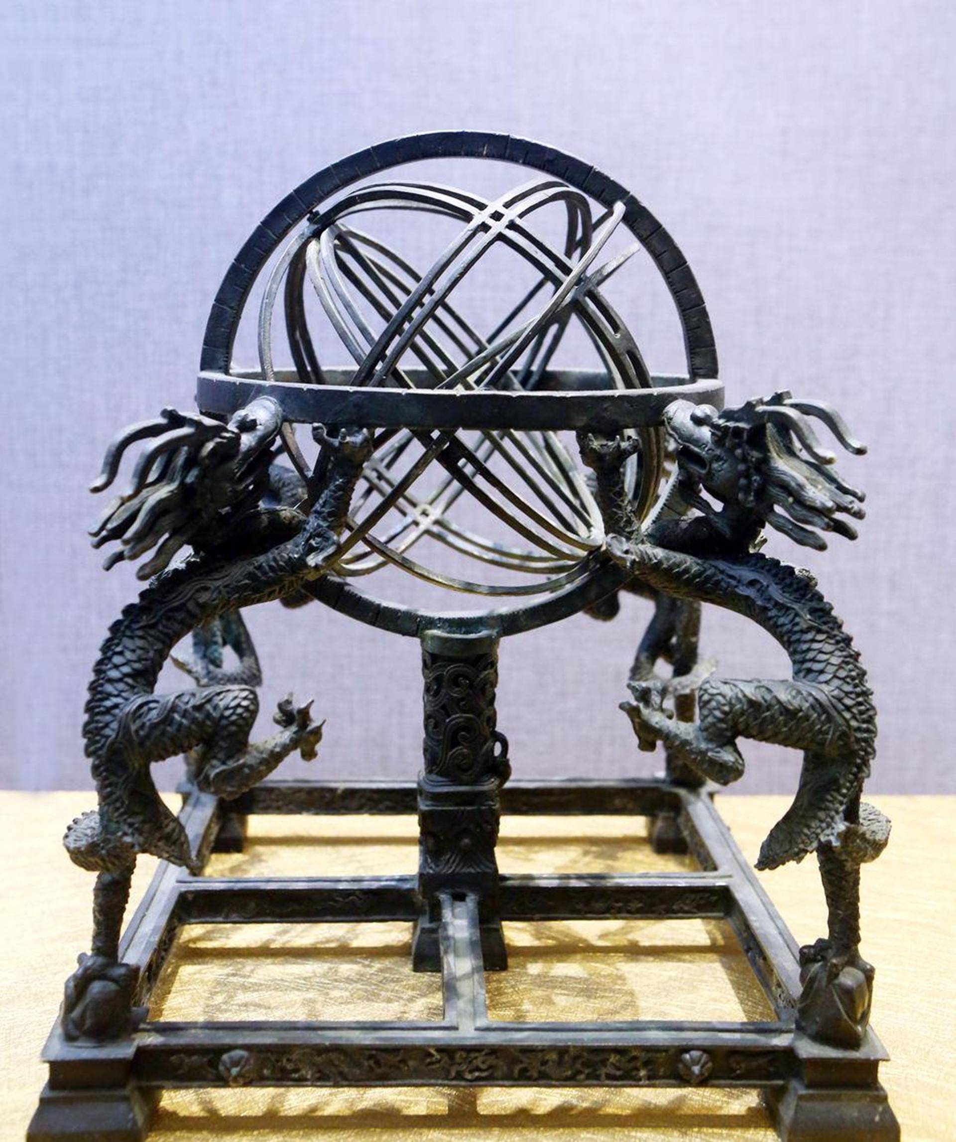 韩国把浑天仪印在钱币上,而地动仪却在我们教科书中消失,为何?_张衡_