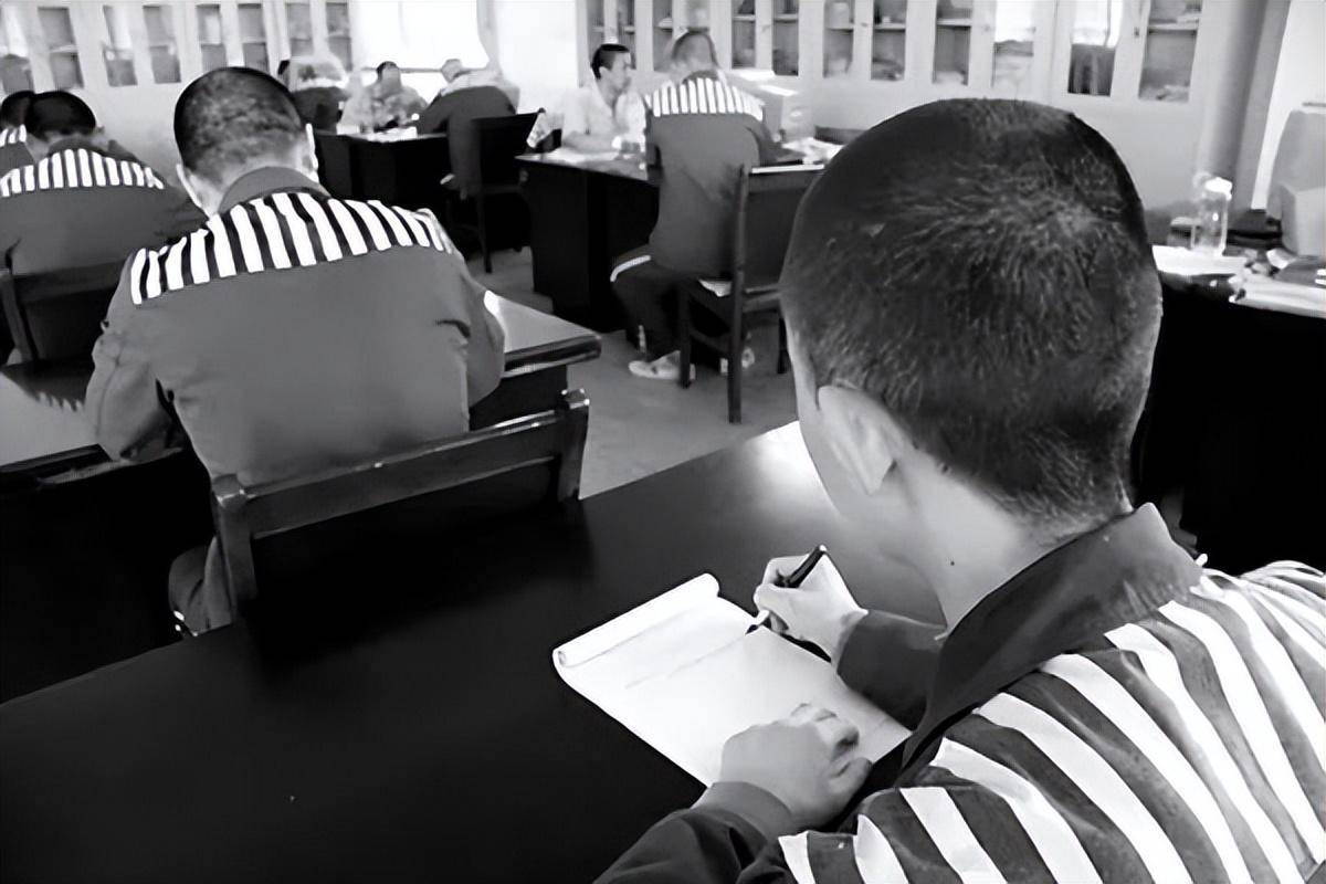 "最牛死刑犯"李洪涛,三次被捕两次越狱,行刑前一天逆天改命!