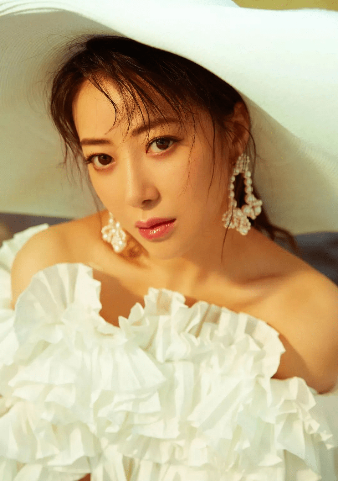 照片16年后,她高调复出,如今不装了_陈紫函_事件_事业