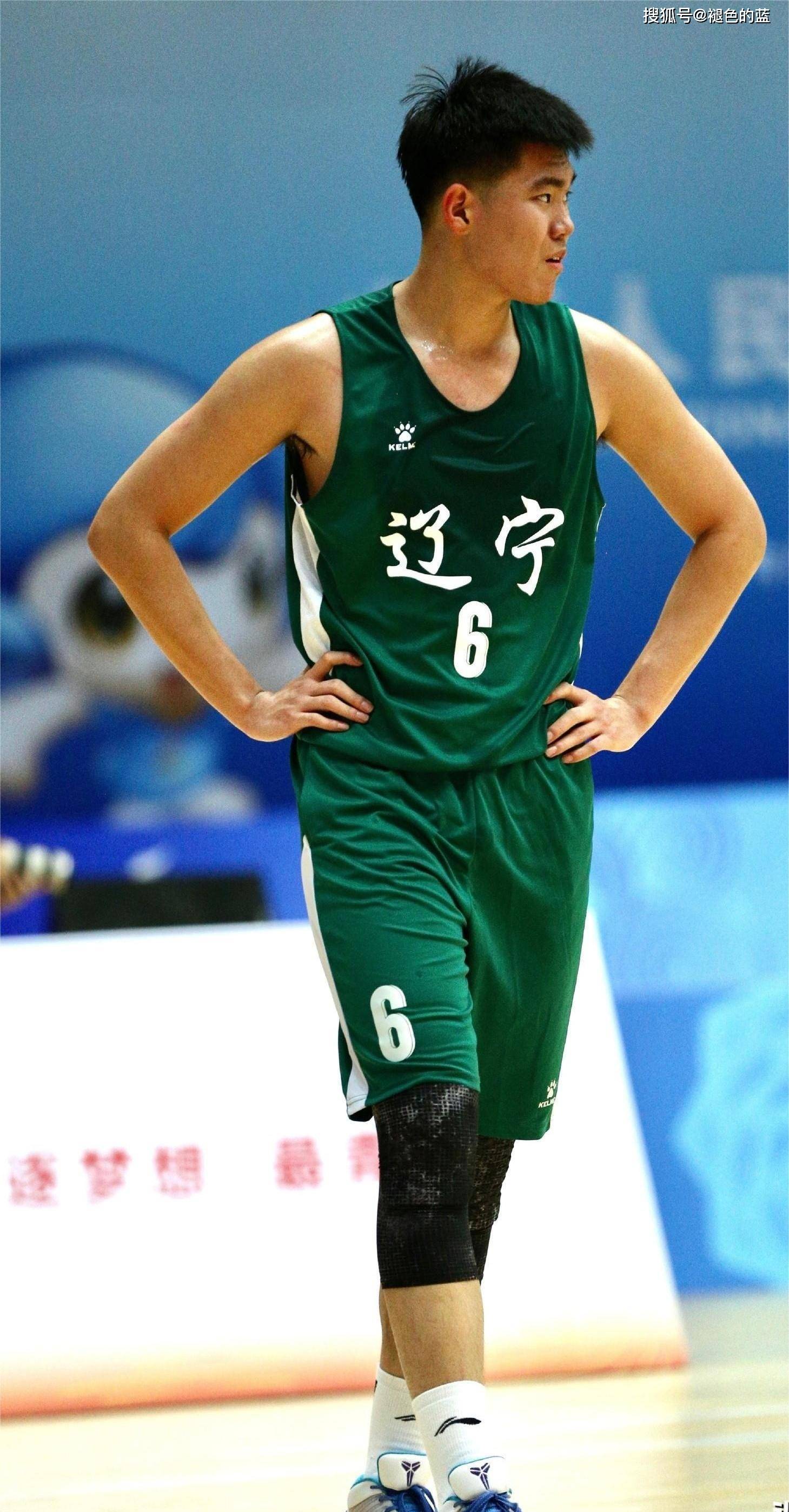 耐高排名第一球员加入辽宁男篮,李晓旭接班人现身_黄秋实_辽宁队_陈治