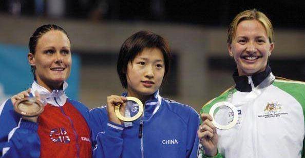 她曾与北岛康介齐名被封"蛙后",却因为心脏病早早退役真可惜!