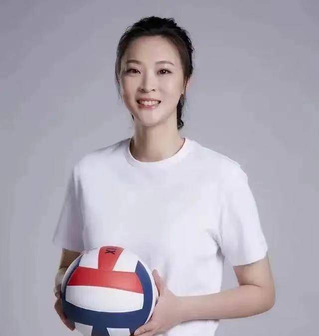 前女排队长惠若琪上任新岗位,助力女排世锦赛获得胜利_中国女排_进攻