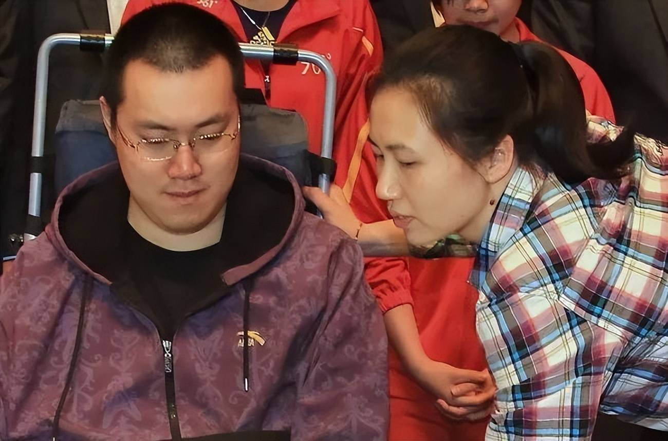 清空社交媒体内容,线上征婚,经常感慨人生_苏红和_中国女排_父亲