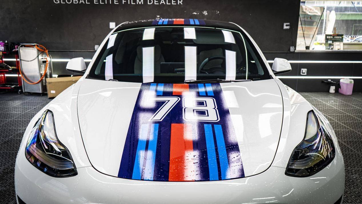 天津汽车贴膜特斯拉model3车身拉花案例分享_搜狐汽车_搜狐网