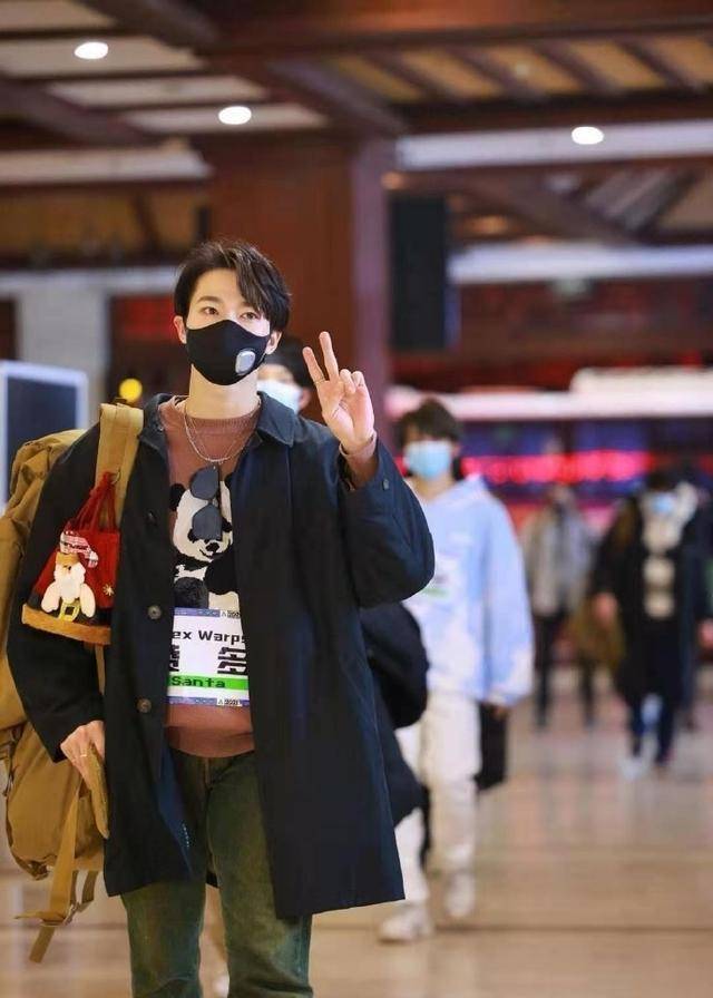 创4选手刘宇和赞多饺子榜进出道位,cp超话冲热2,你磕了吗?