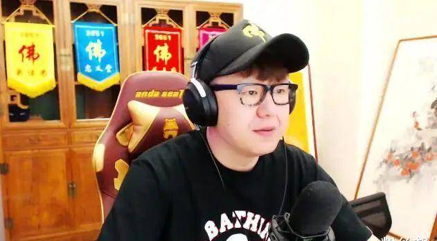 于利让粉丝取消利徒关注,雷子宣布退出师门,只做舞帝员工_徒弟_因为