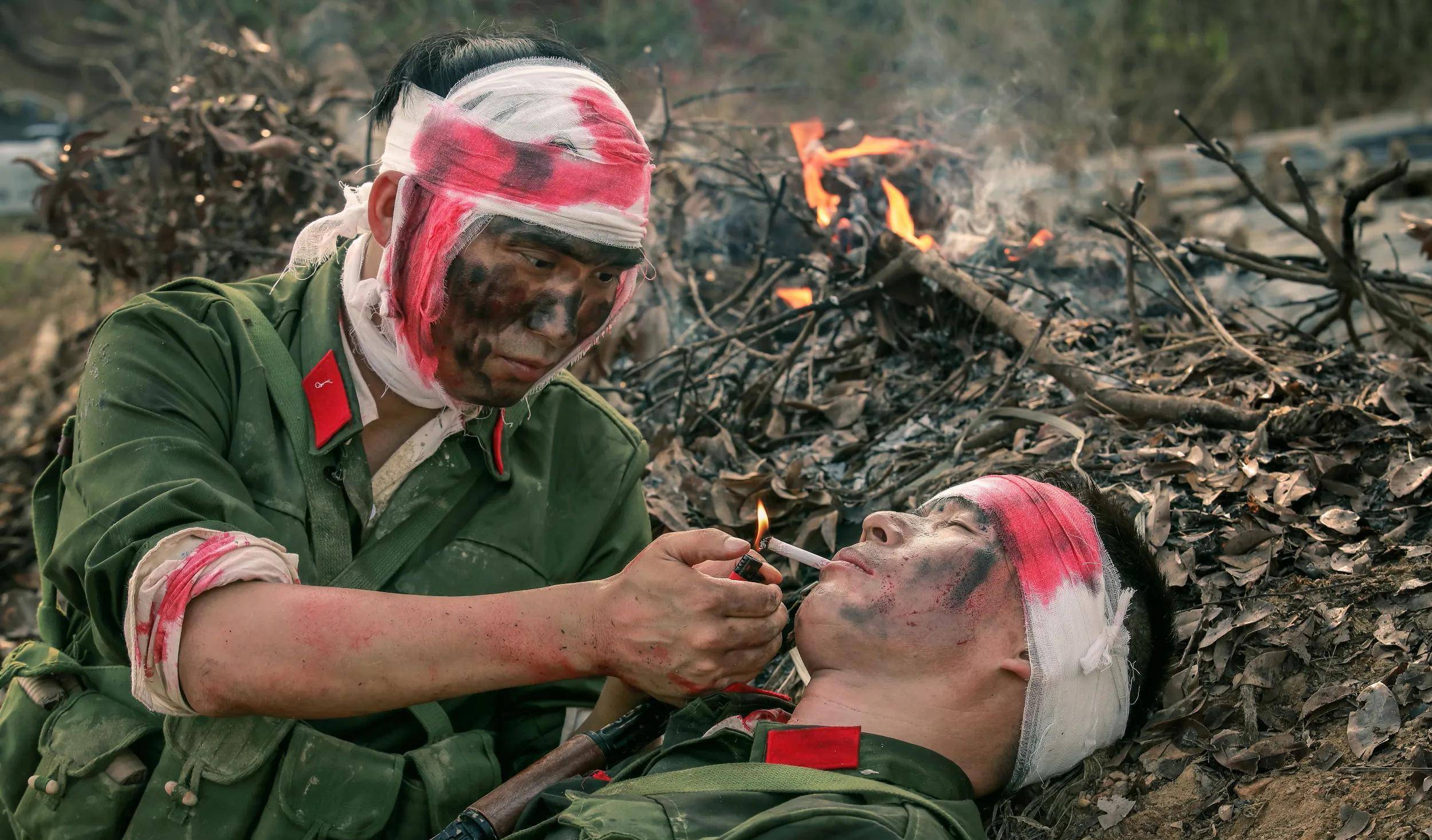 再看《高山下的花环》电影有感_英雄_年代_军人