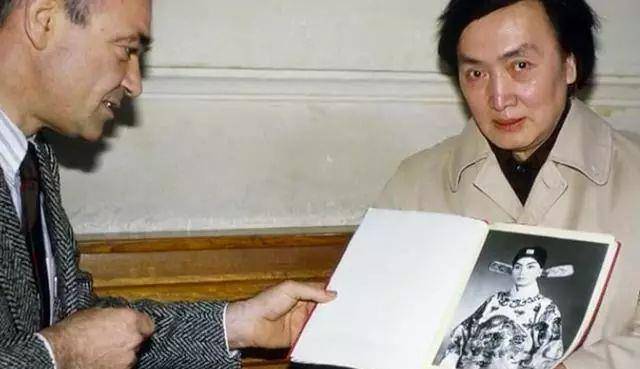 时佩璞出来后多次想要见布尔西科都被拒绝了!