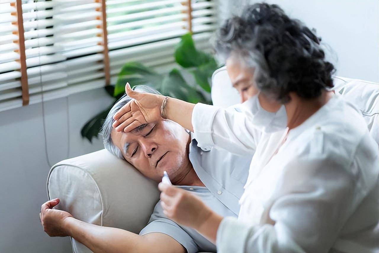 身体免疫力差的老人,孩子该如何躲过当前的疫情_保护_接种_人群