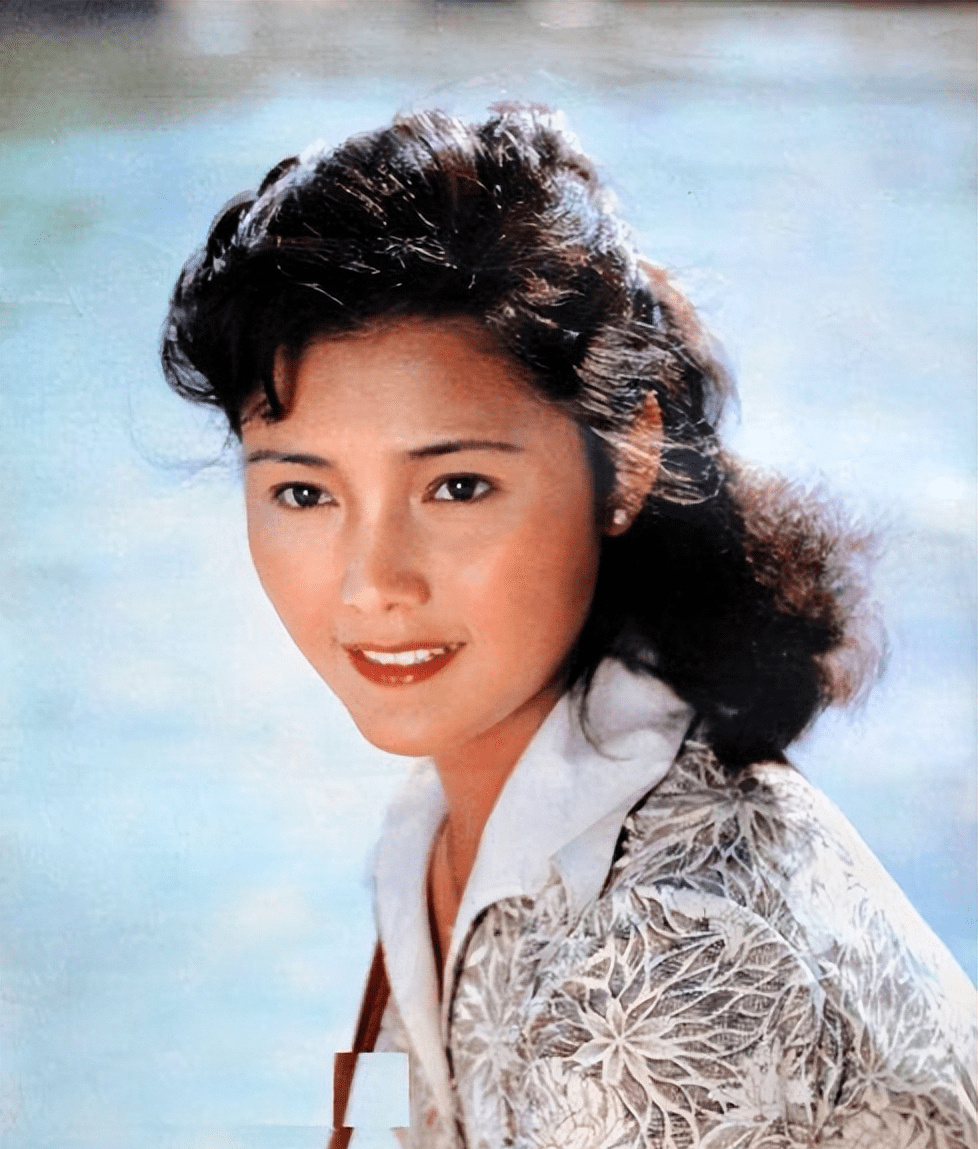 80年代当红女演员现状:张瑜离婚,周洁离世,朱琳一生未育_张伟欣_时候