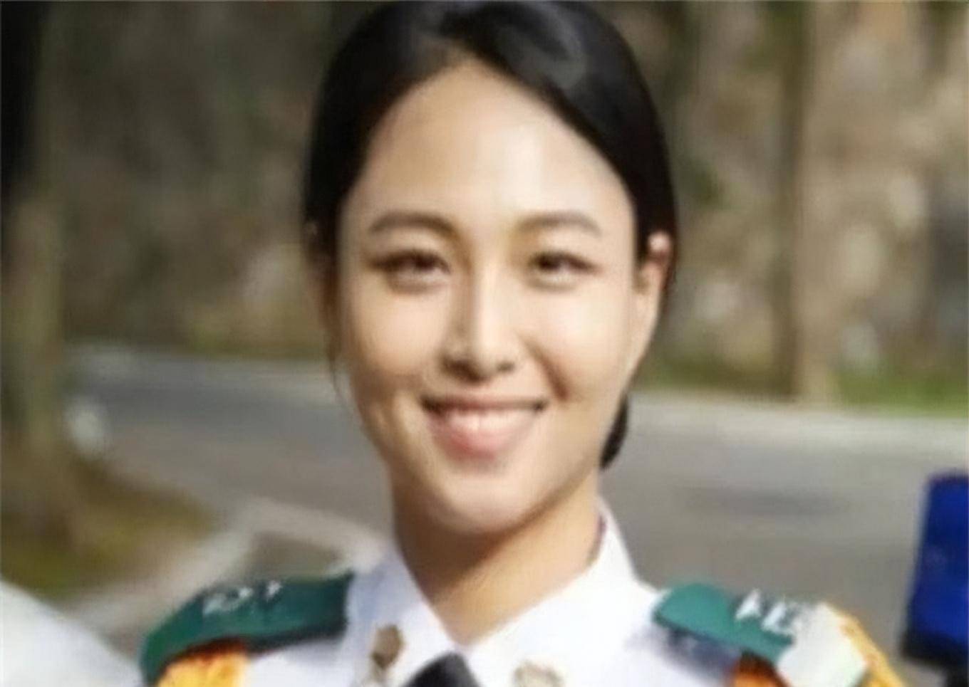 韩国女飞行员遭上司侵犯，结婚当天自杀明志，40万人请愿调查