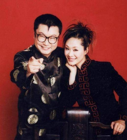 因《纤夫的爱》让尹相杰名声大振,但却自己作死,最近传出新情况_网友