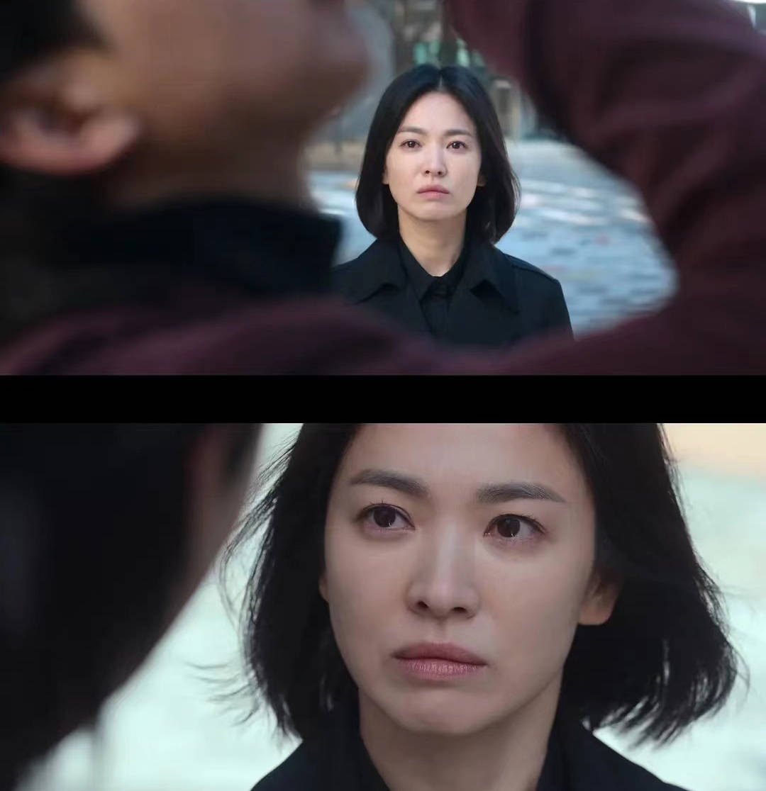 宋慧乔的黑暗荣耀:靠甜美脸成韩剧女王,却在三段恋情中输得惨淡_宋仲