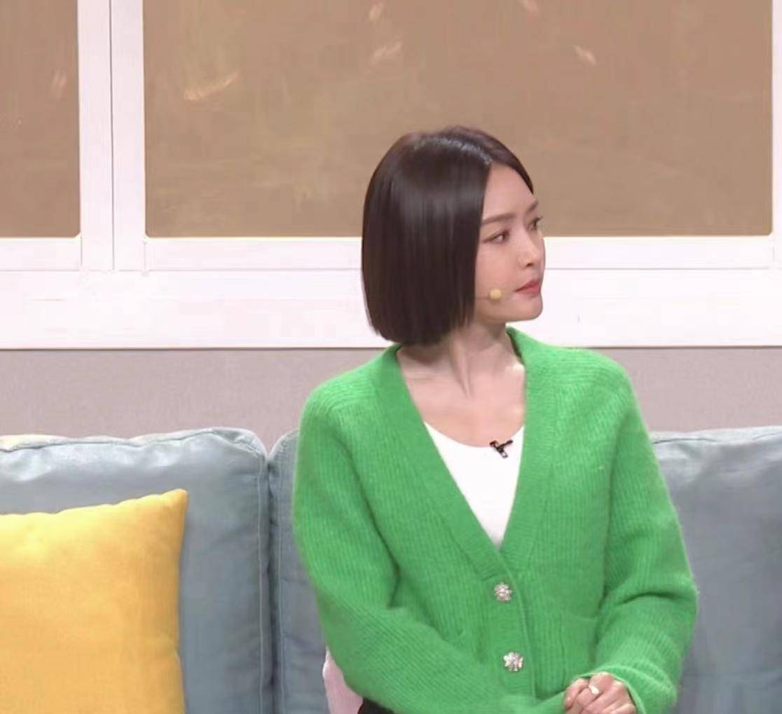 邓超"跳"出画面,秦岚两个节目有反差_赵丽颖_舞台_小品