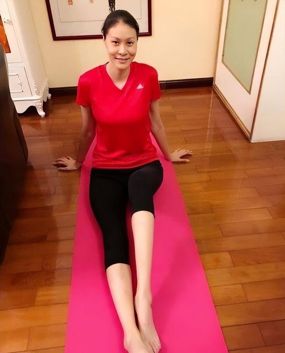 赵蕊蕊:运动生涯有遗憾,退役后转身当作家,39岁潇洒再出发