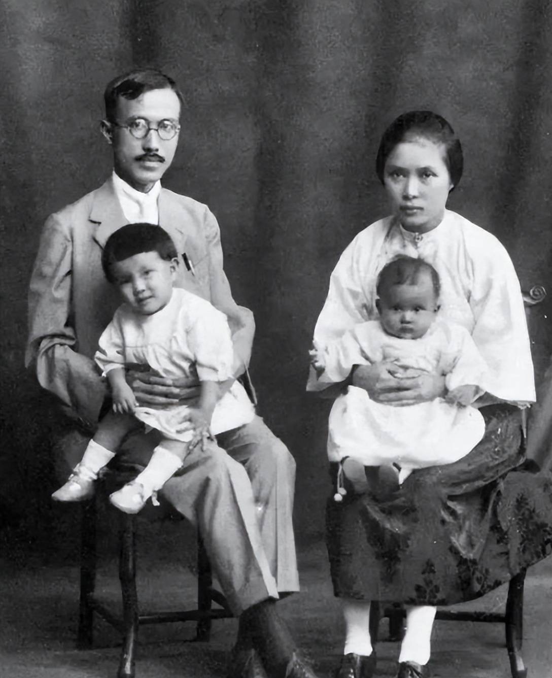 孙中山的礼金,不肯见他最后一面,保留其照片54年_王伯秋_孙科_女儿