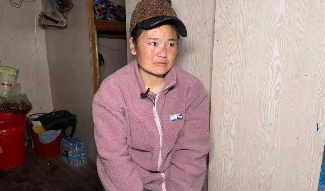 13年前因一张照片爆火的春运妈妈,她的故事远比我们想象中要曲折_周科