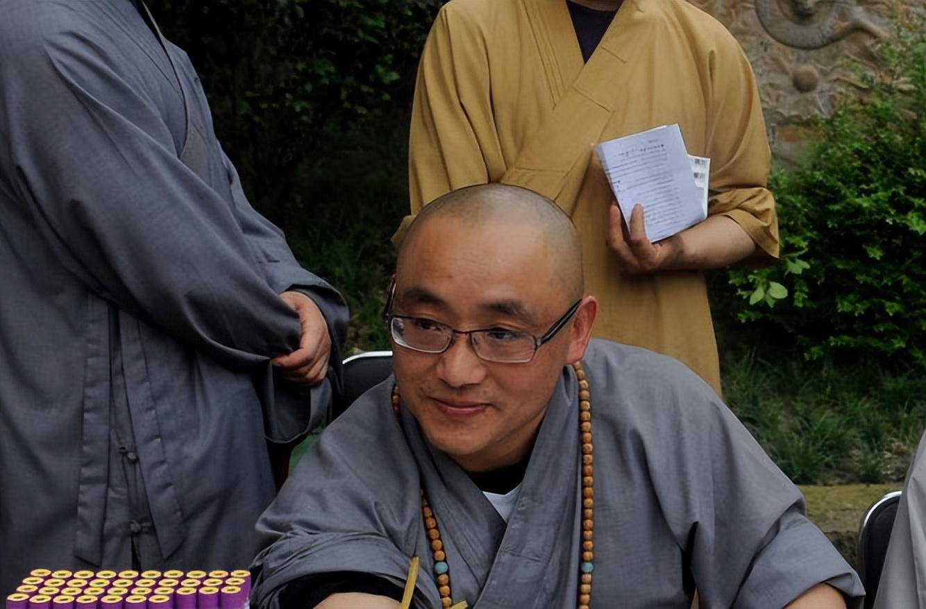 2011年杭州古寺住持,出门戴名表开豪车,发现是17年前灭门案凶手_徐敏