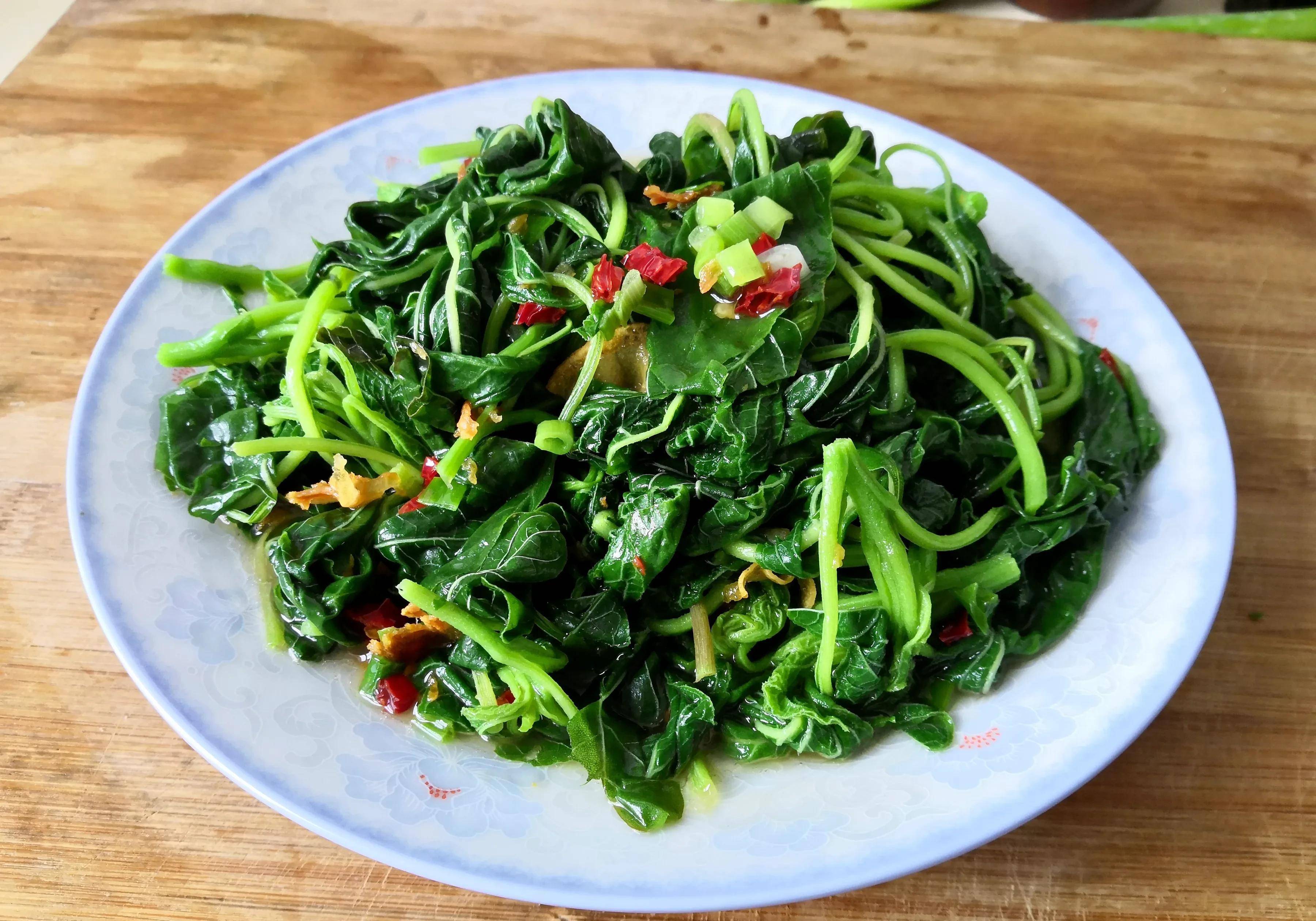 我的二姐:被支边"耽误"的美食家,一道凉拌苋菜能流传50年_母亲_奖励