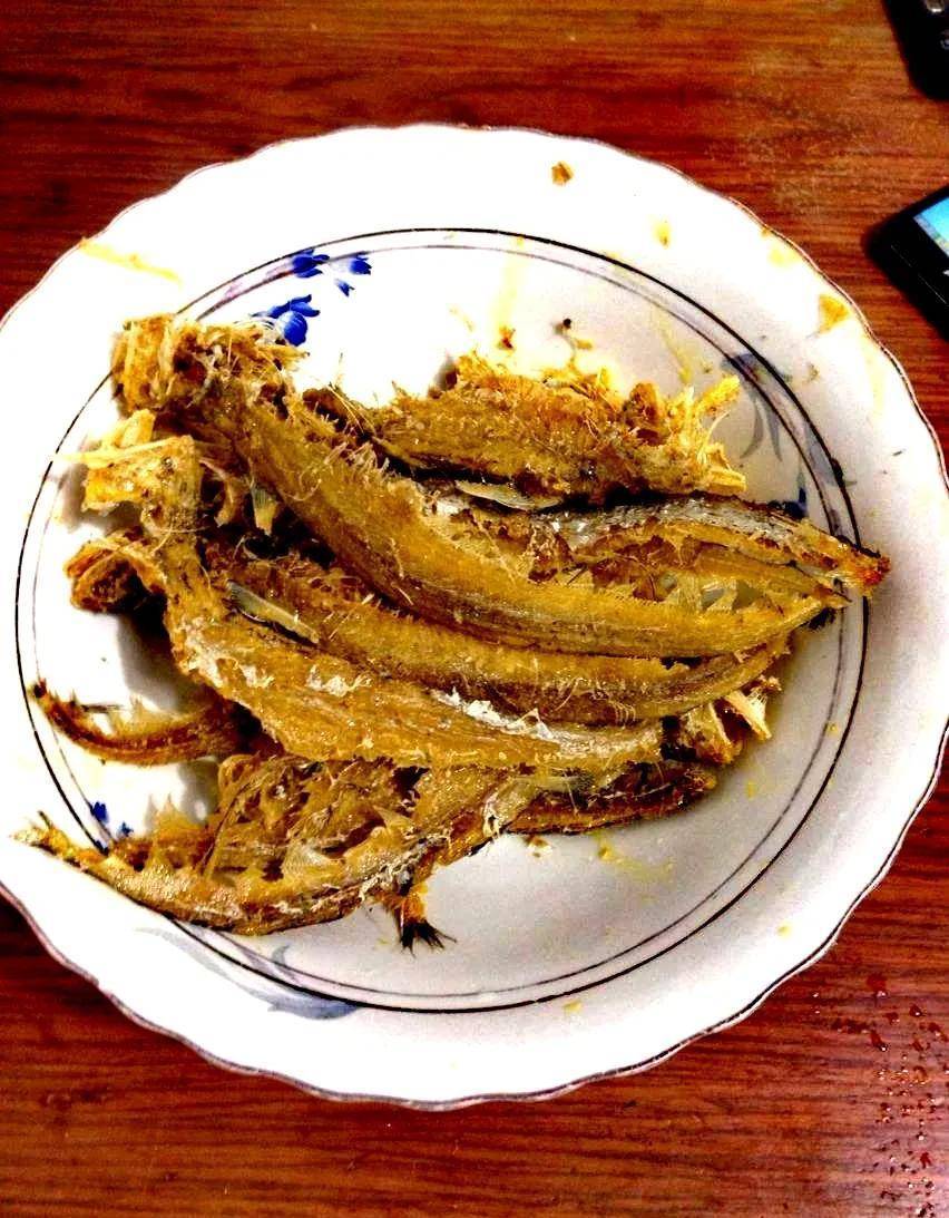 说说长江第一鲜的刀鱼-童年美食(108)