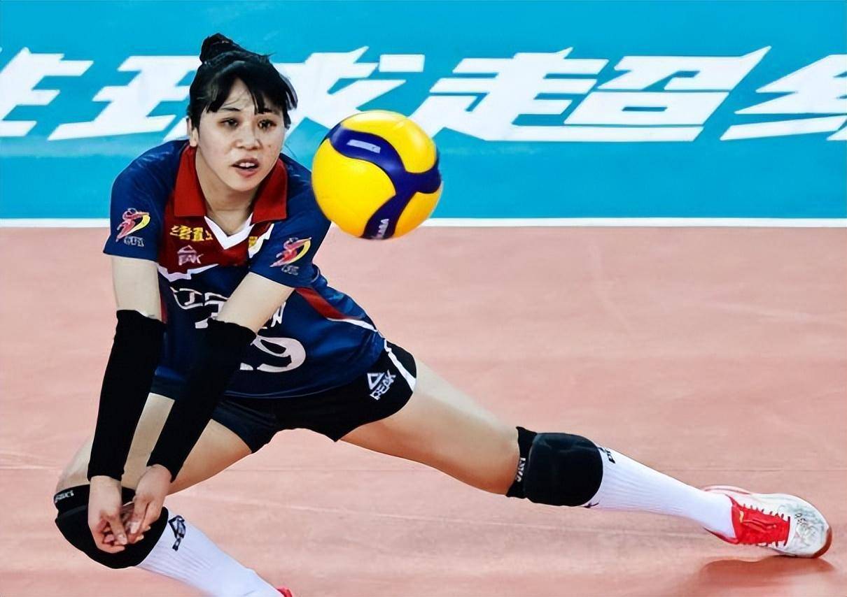 了四张新面孔,18岁的新星成为龚翔宇的竞争对手_梦珂_中国女排_姚迪
