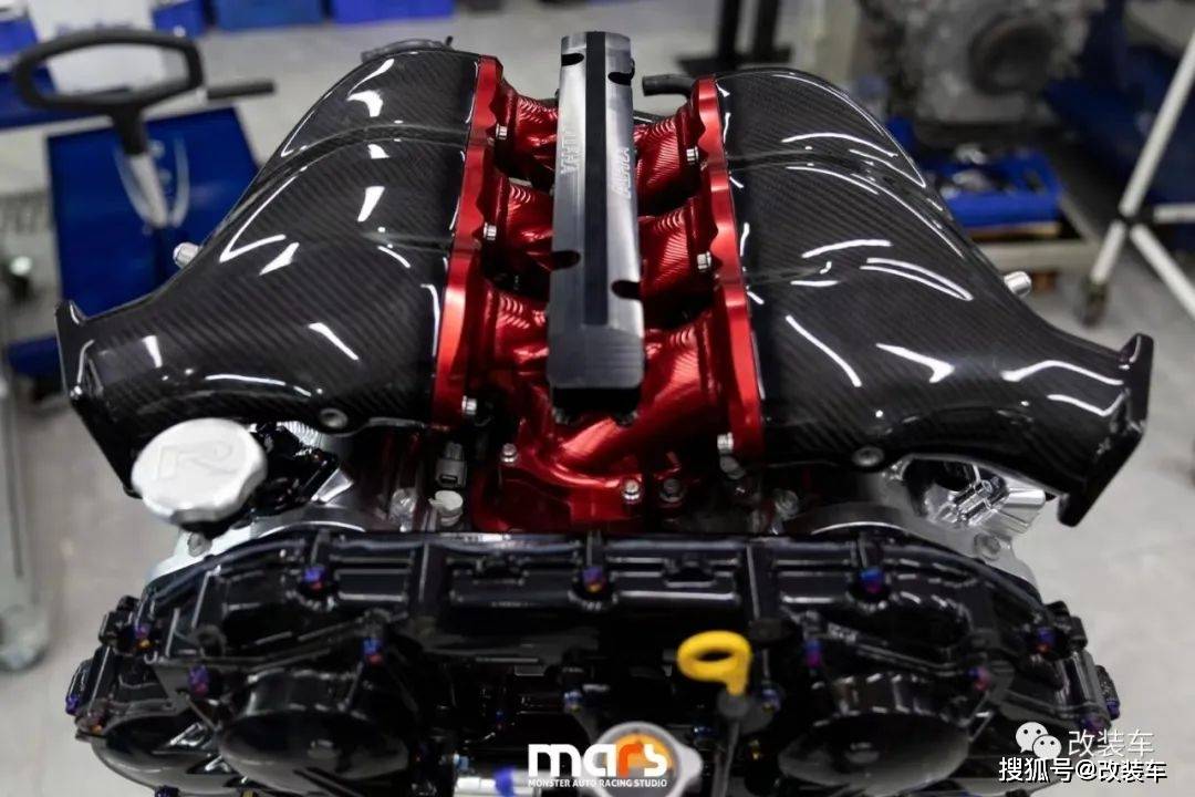 千匹日产GT-R R35了解一下？玩过法拉利458后还是觉得R35香_搜狐汽车_搜狐网