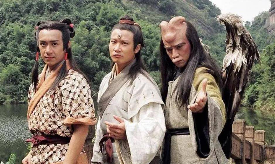 "雷震子"李家声定居海外,巧遇老友许绍雄,两代港星搂肩合影_生活_网友