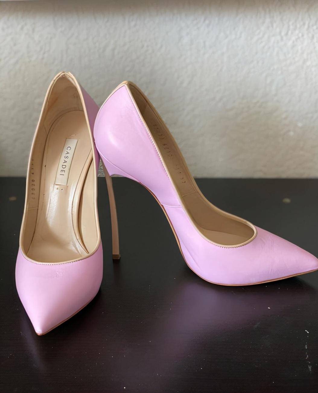 rita ora 在纽约街头为 casadei等流行鞋款代言_丽塔奥拉_制造_金属