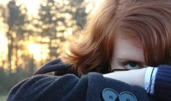 心理测试:哪个女孩眼神充满憎恨,测你会接受用套路提出的分手吗_对方