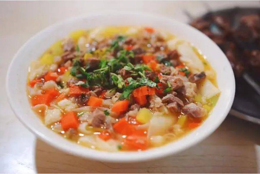 74新疆玉米饭晚饭来一碗玉米饭,即好消化又有利于健康.