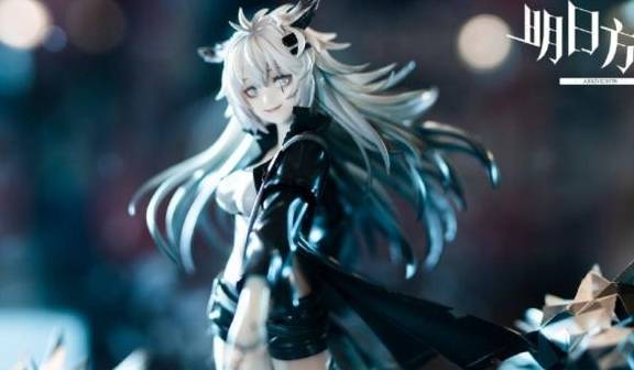 明日方舟拉普兰德精英二手办实物公开 良心博士把狗狗养胖了_形象