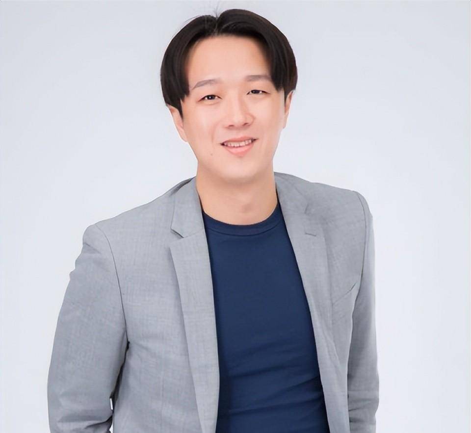 骂声灌爆他个人与节目官方脸书,对此主持人刘宝杰昨晚也在节目中道歉