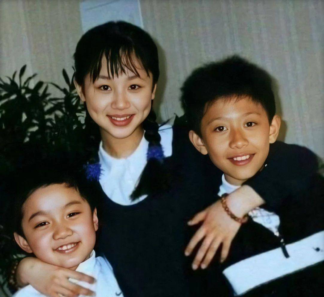 "国民闺女"杨紫,能红到现在,其实是娱乐圈的幸运_夏雪_儿女_宋丹丹