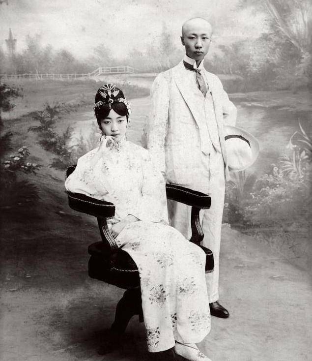 “公主”故宫珍藏的宫廷老照片：溥仪和皇后日常洗浴之处，40岁的慈禧