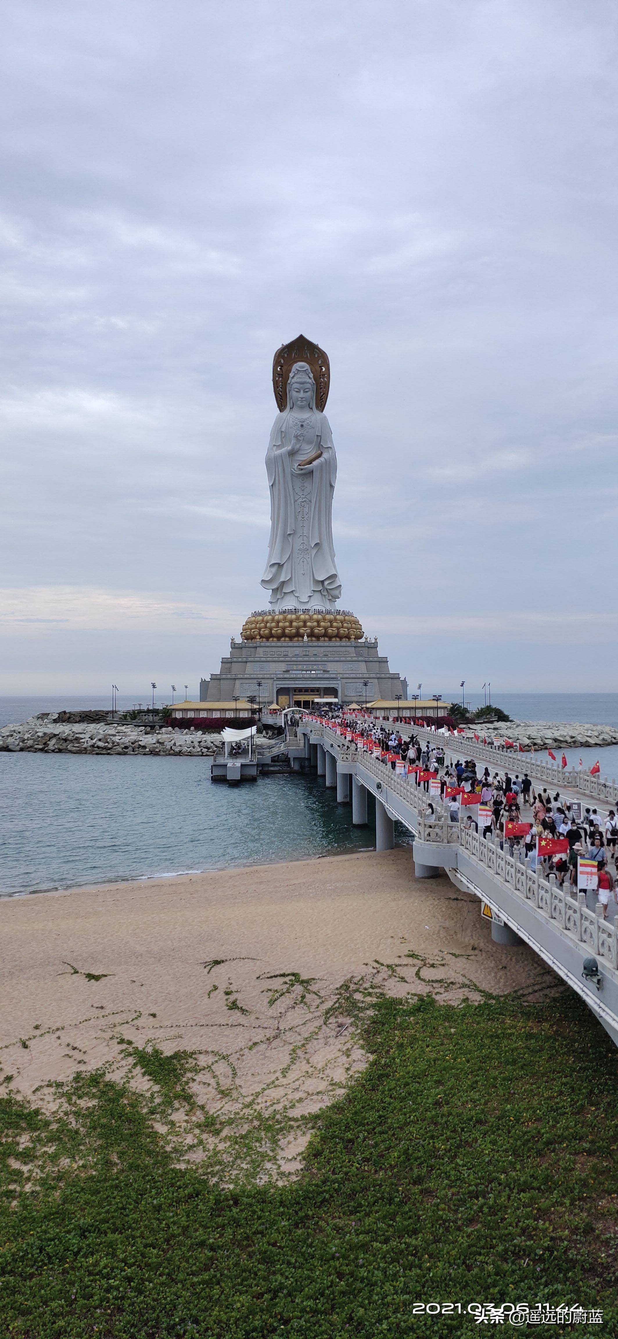 三亚海上观音三面图片