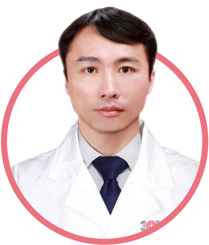 到了解放军总医院肿瘤医学部肿瘤内科副主任医师,副教授——蔡毅教授