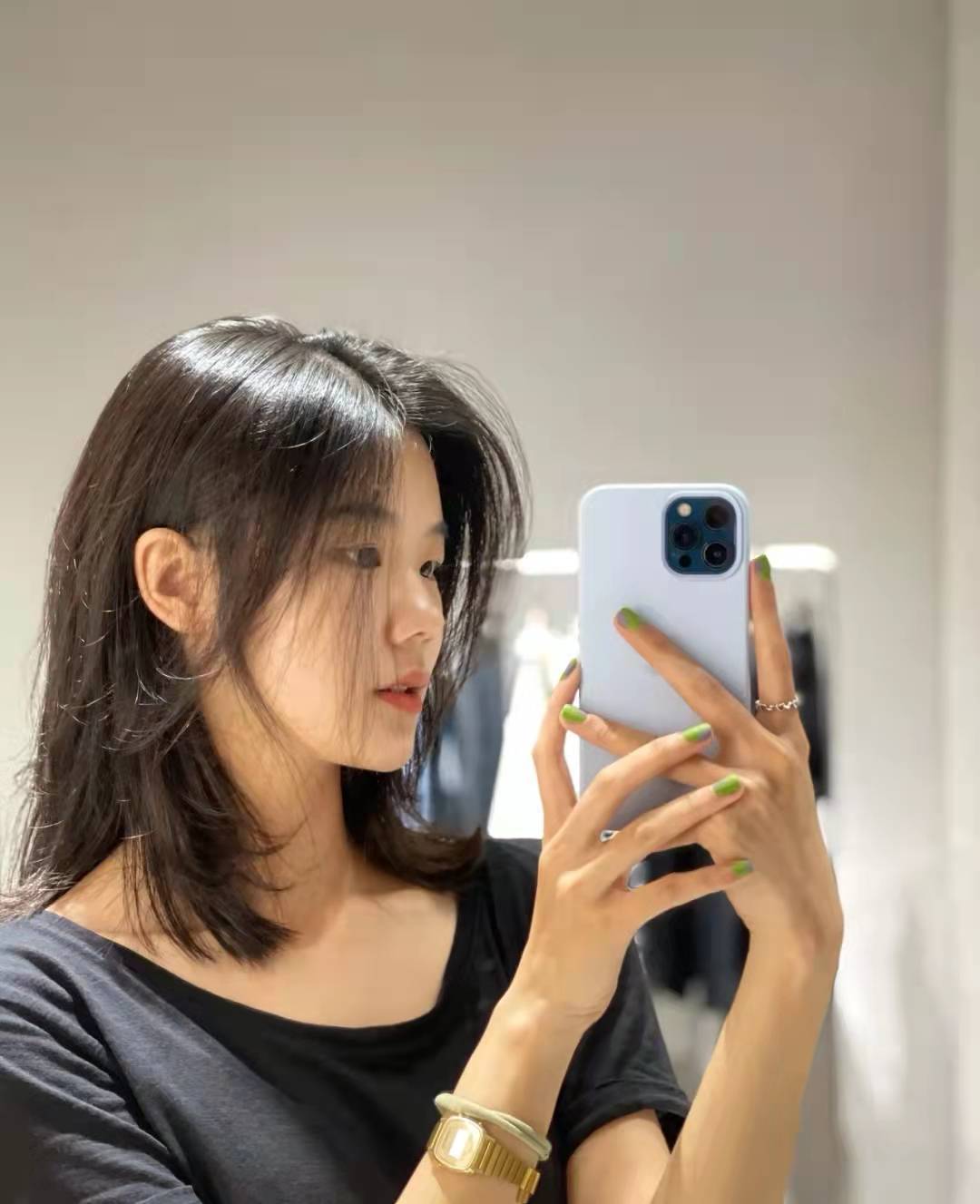 建议方脸女孩别留短发显脸大这几款发型显脸小还减龄