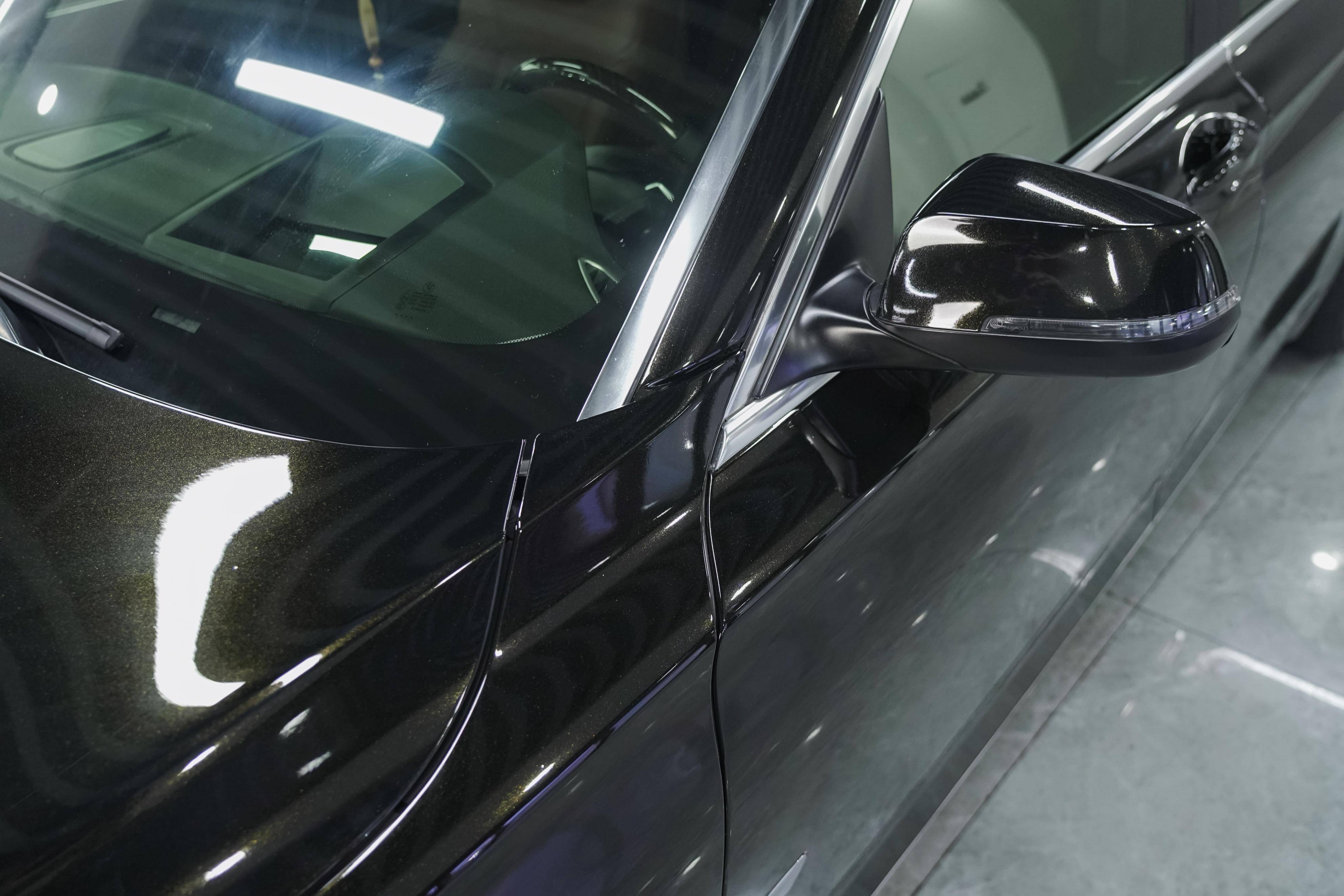 「汽车贴膜案例」宝马7系装贴膜一姐 · 超亮金属黑tpu改色车衣,养护