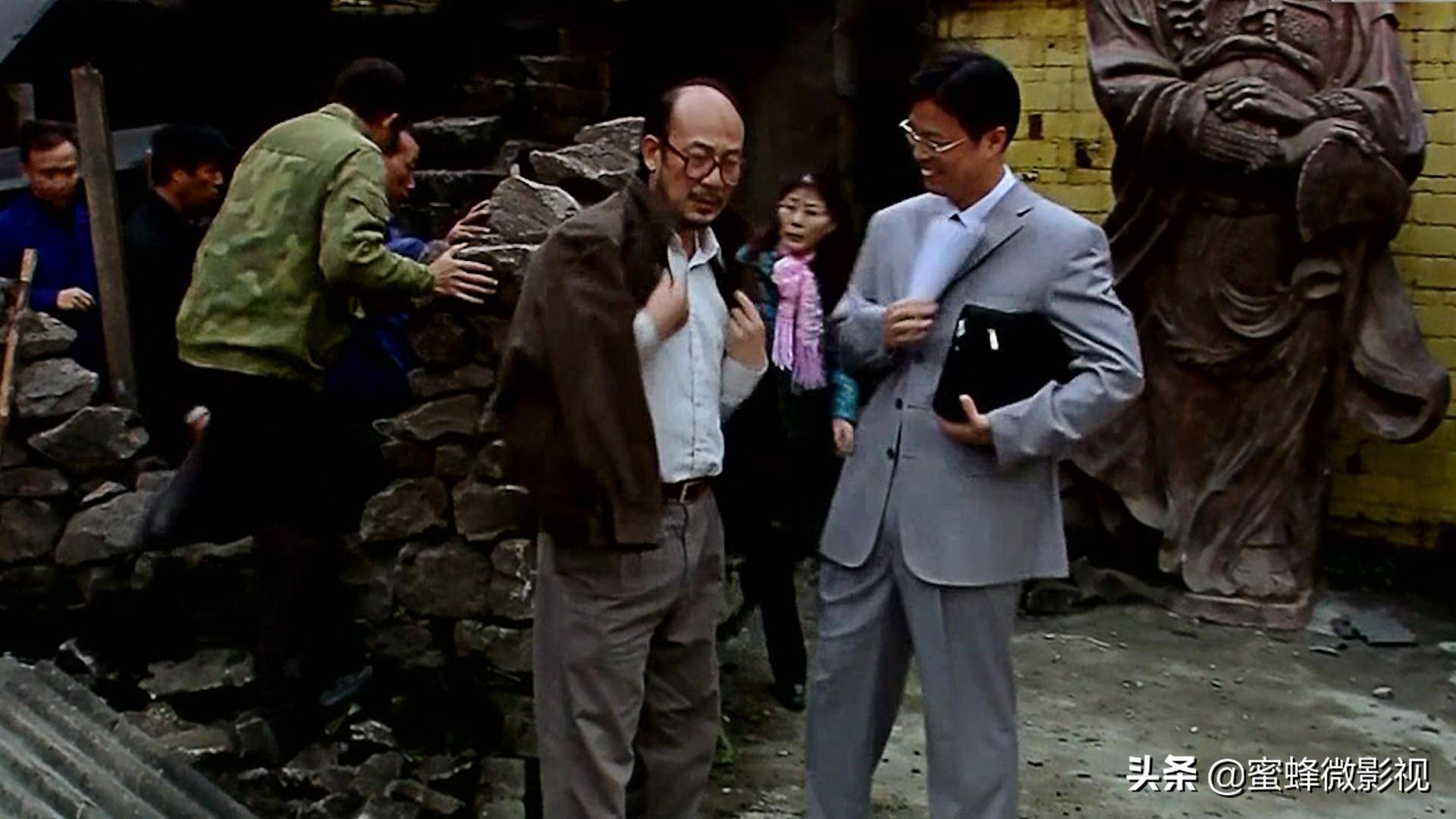 "鬼才导演"宁浩导演电影《疯狂的石头》,放现在网友估计值20_包哥