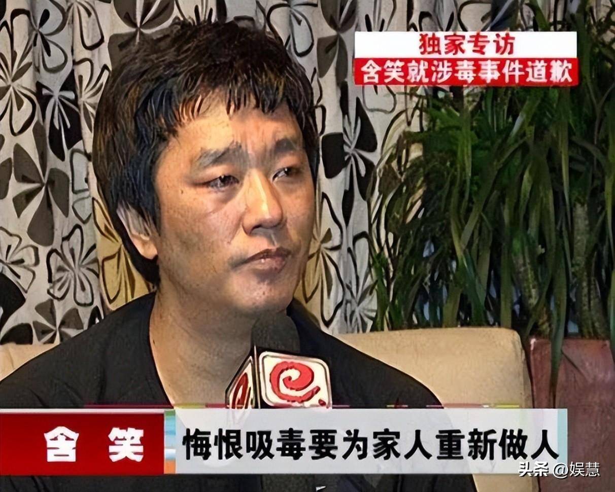后来,他很少再使用"微笑"这个名字,而是把他的真名改回朴.